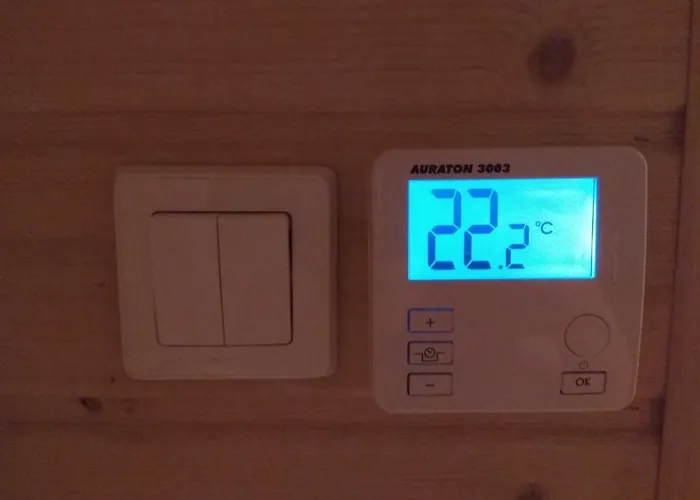 Jeden * Штутово